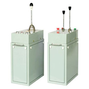 起重機(jī)聯(lián)動臺