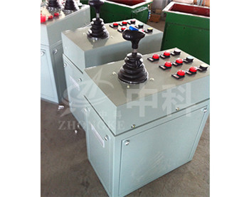 起重機聯(lián)動臺